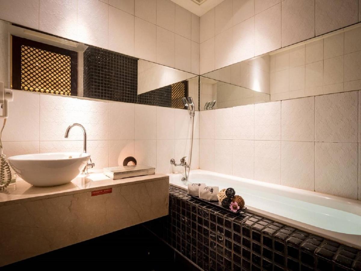 Liti Motel Тайчжун Екстер'єр фото