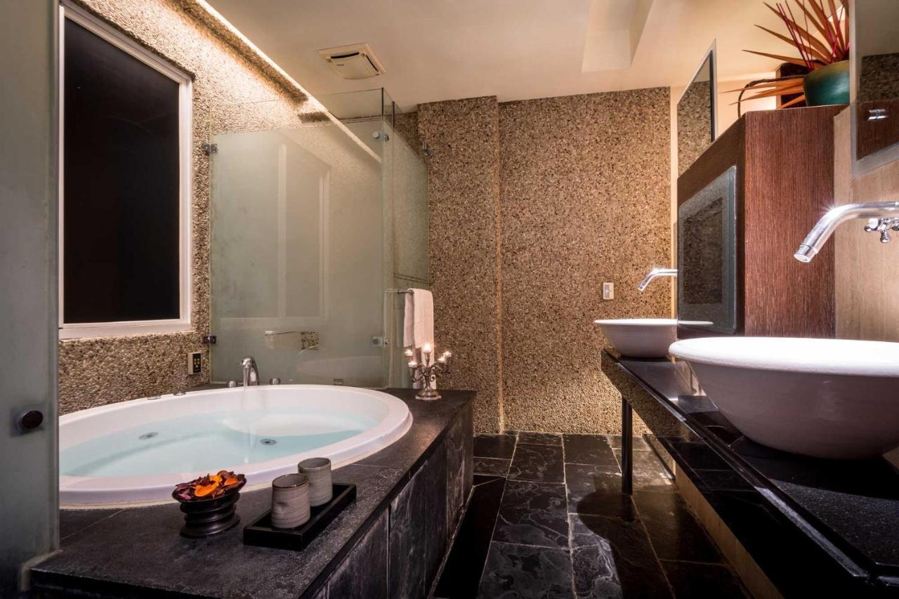 Liti Motel Тайчжун Екстер'єр фото