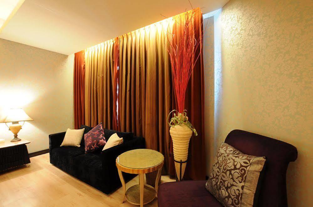 Liti Motel Тайчжун Екстер'єр фото