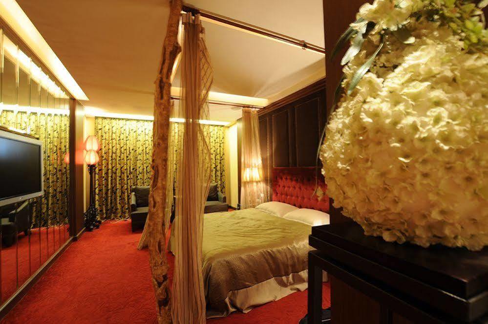Liti Motel Тайчжун Екстер'єр фото